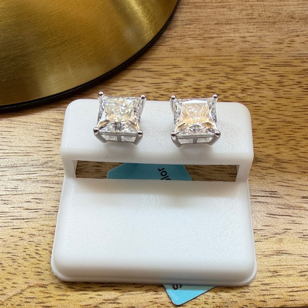 elegant sterling silver 925 8mm square cut 6.00tcw Moissanite stud earrings